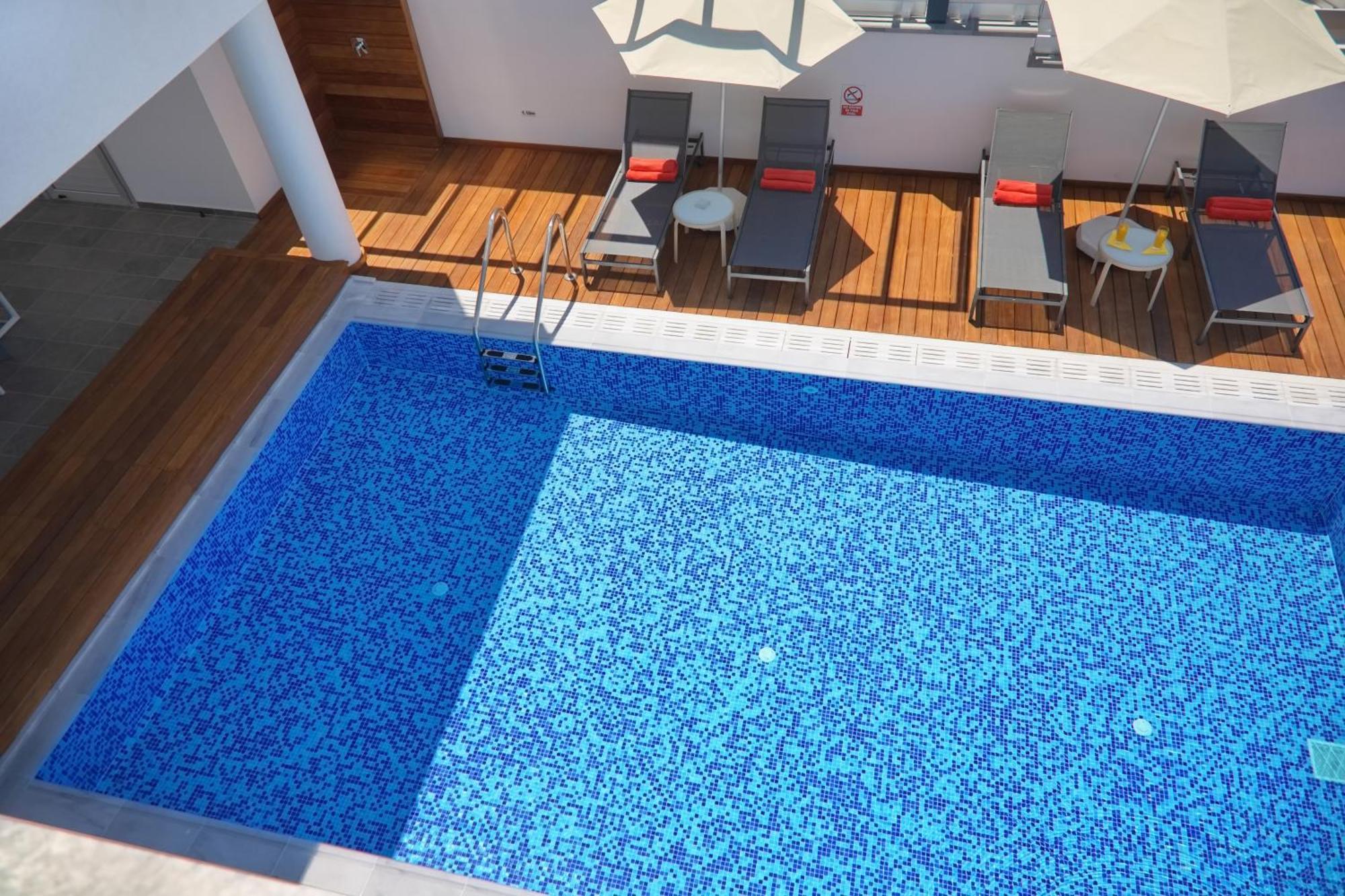Seaview Luxury Villa Jacuzzi & Pool! 2 Min Beach Protarász Kültér fotó