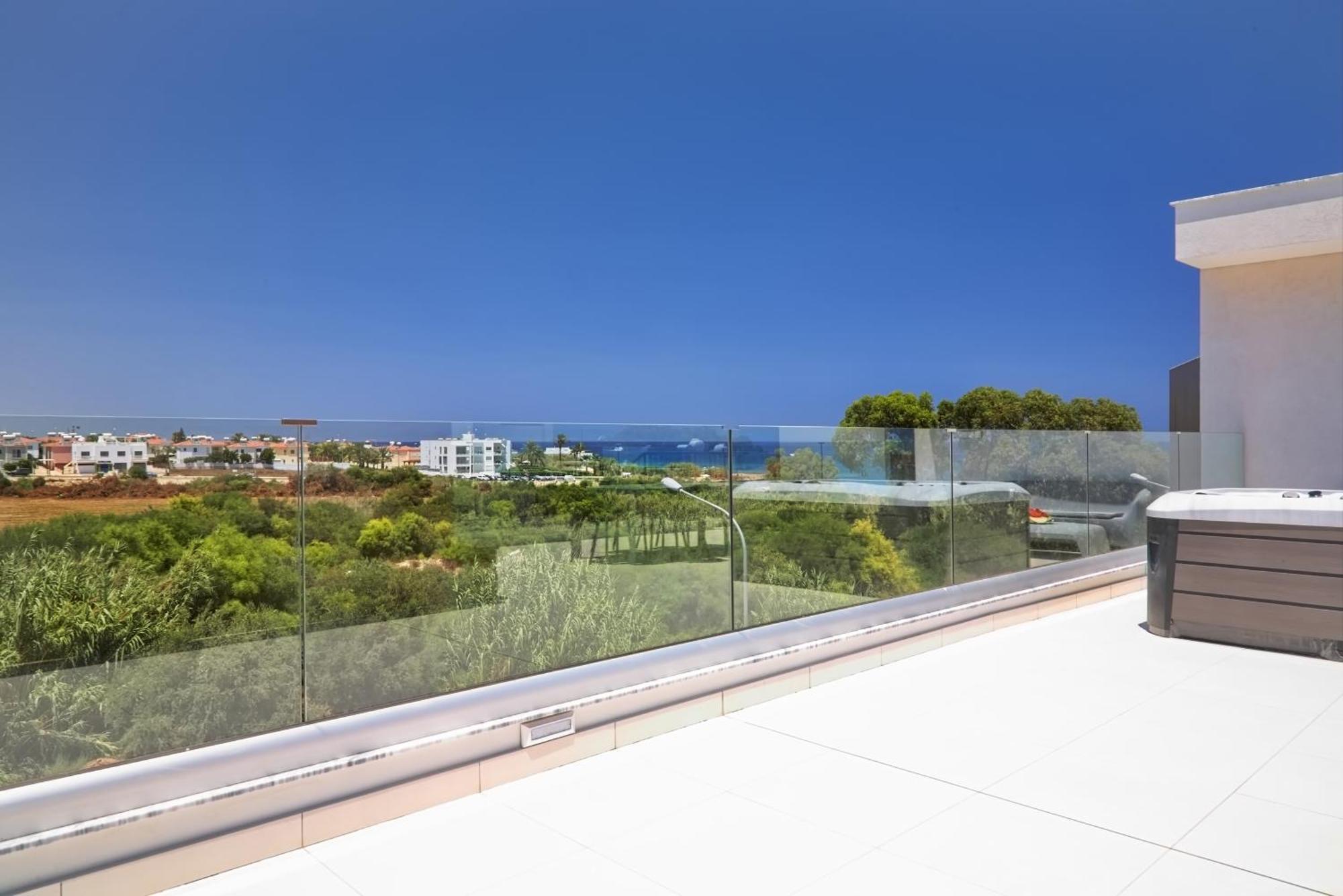 Seaview Luxury Villa Jacuzzi & Pool! 2 Min Beach Protarász Kültér fotó
